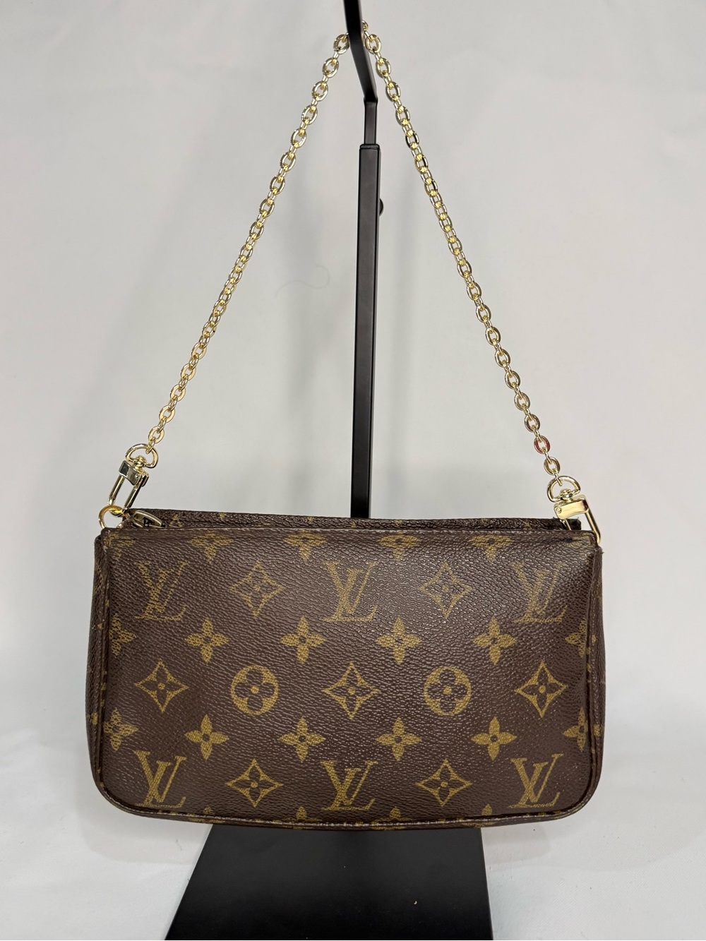 Louis Vuitton Monogram Pochette Accessories